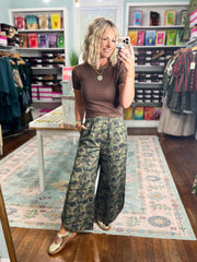 Tulip Relaxed Fit Pants - Camo