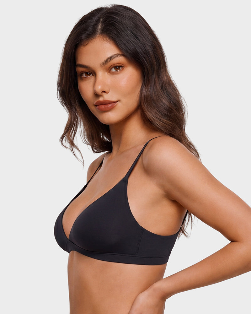 Everyday Soft Fit Wireless Plunge Bra - view 4